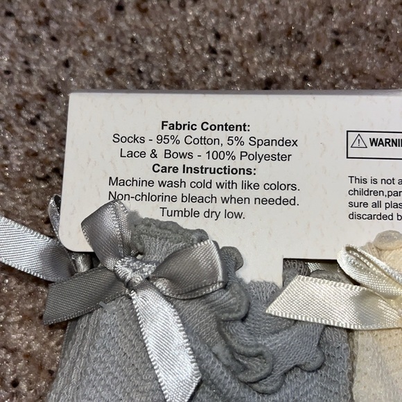 Sparkle My Universe Bow Socks - Picture 3 of 4